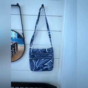 Vera Bradley cross body bag.